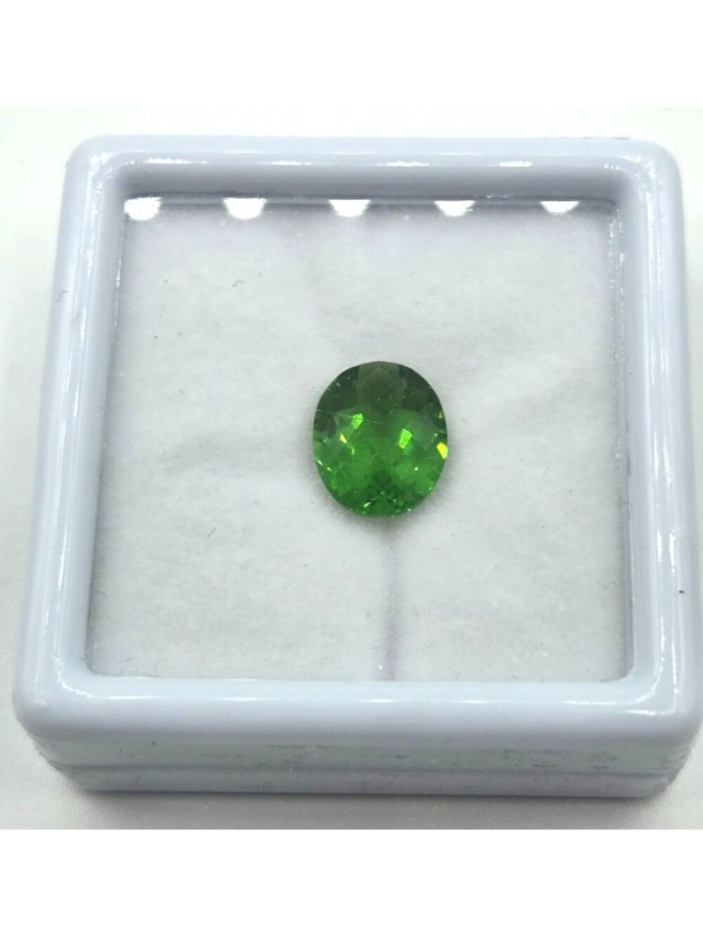 Helenite Oval Cut Loose Gemstone 11x9 mm - Picture 3 of 3
